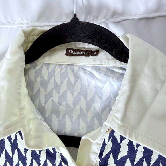 J. McLaughlin Navy White Geometric Print Collared Button-Up Top | Size M - Picture 3 of 6